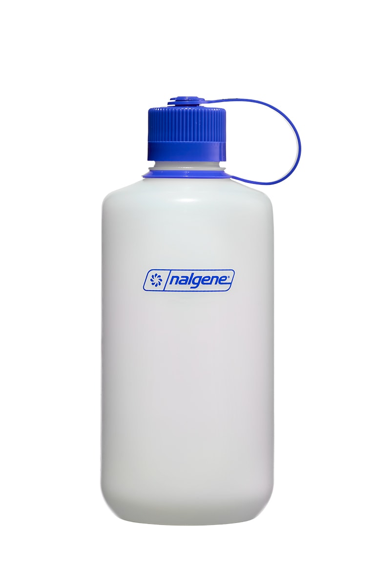 Nalgene product view: 32oz Narrow Mouth Ultralite Bottle W9 — 32oz Narrow Mouth Ultralite Bottle
