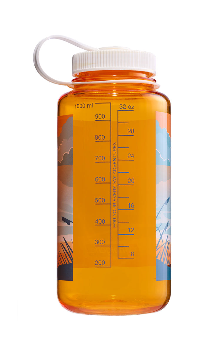 Nalgene product view: 32oz WM Negative Landscape C8 — 32oz WM Negative Landscape