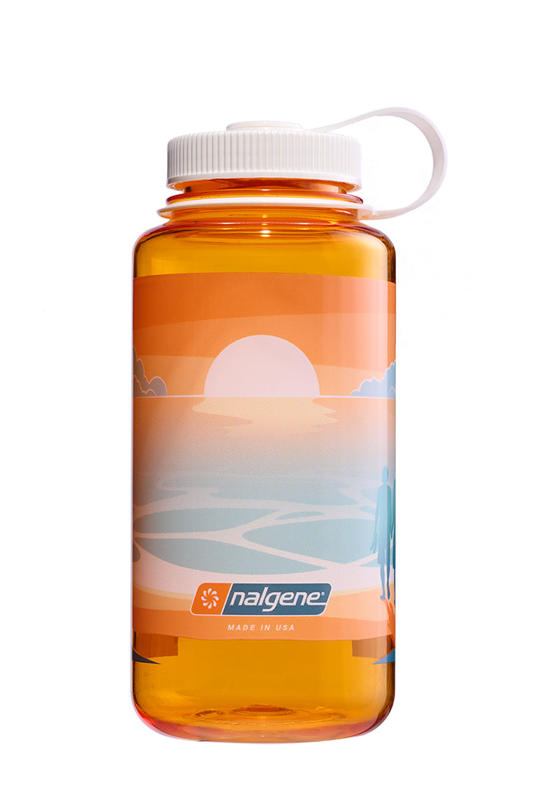Nalgene product detail: 32oz WM Negative Landscape C8 — 32oz WM Negative Landscape