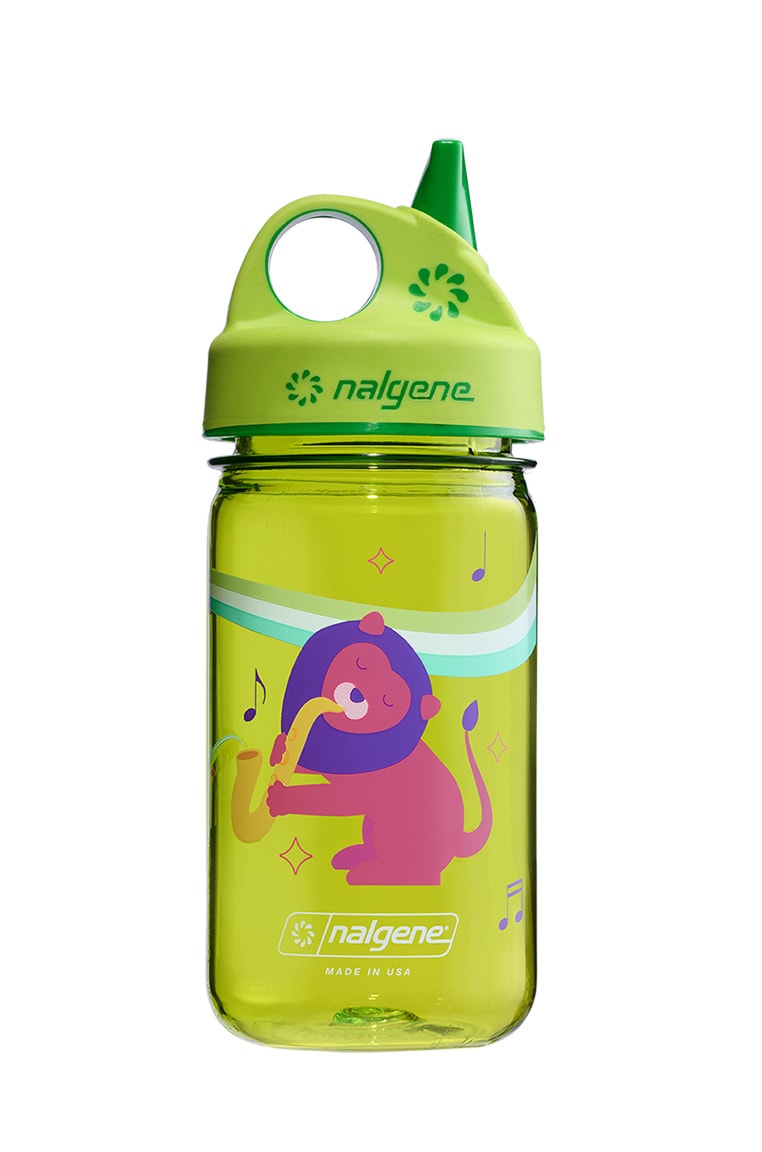 Nalgene product view: 12oz Kids Grip-N-Gulp with Graphics L9 — 12oz Kids Grip-N-Gulp with Graphics